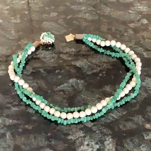 Green & White Twisted Beaded Necklace Classy Clasp
